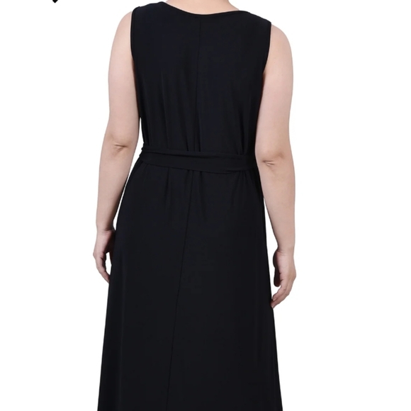 5/25 ❤️ NY Collection Petite Ankle Length Sleeveless Dress - Picture 3 of 9